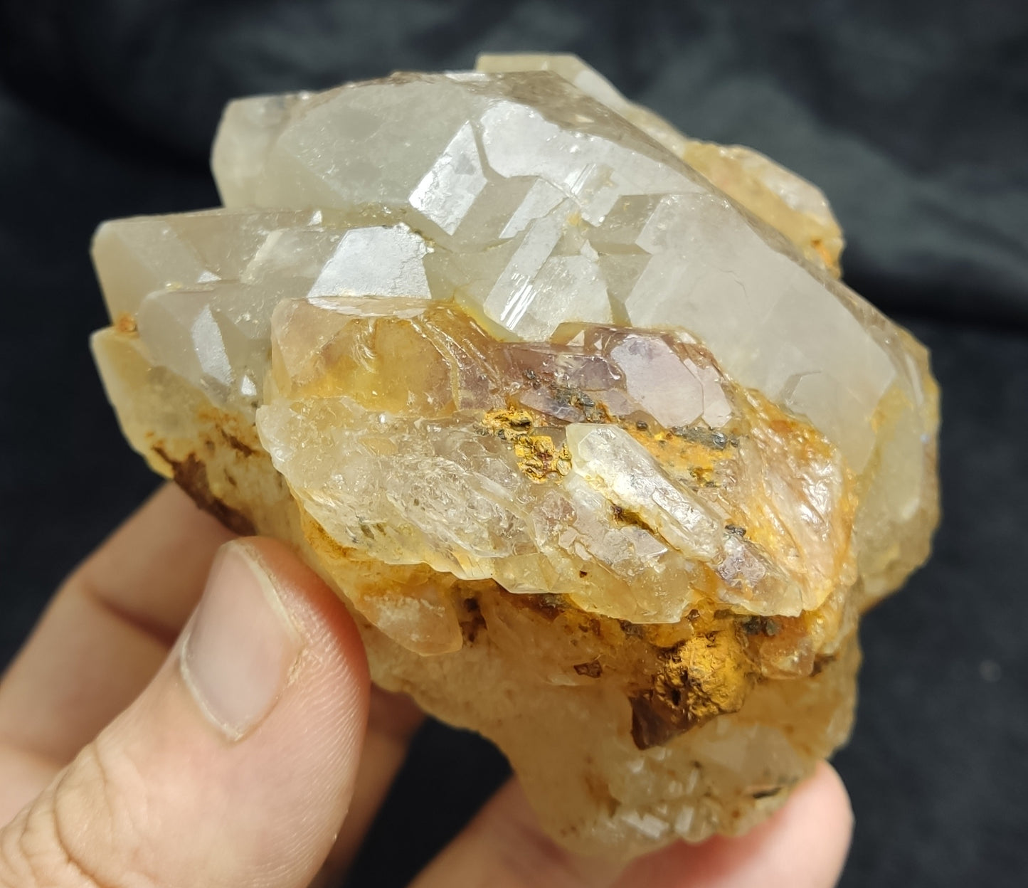 Natural skeletal quartz 583 grams