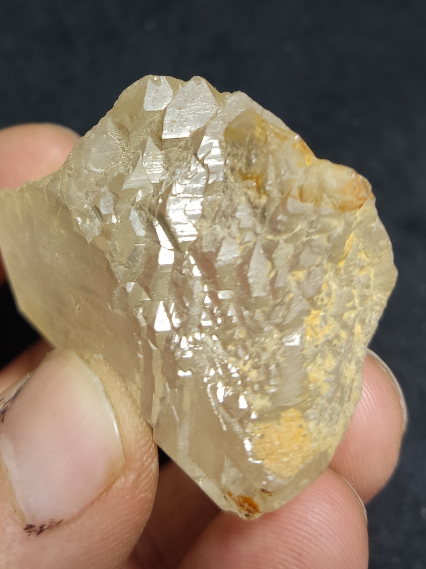 Natural gwindel quartz crystal 67 grams