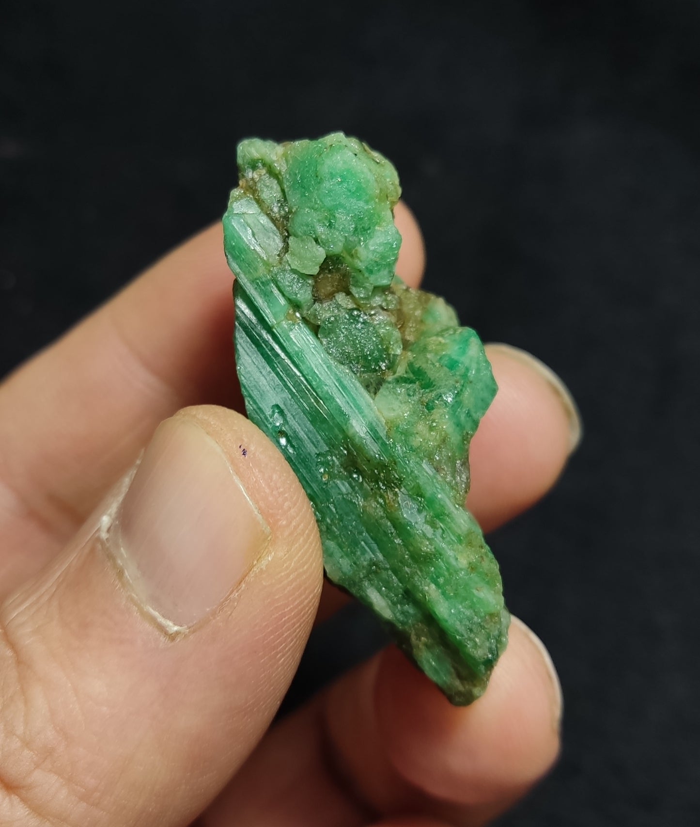 Natural Emerald Crystal Floater 27 grams