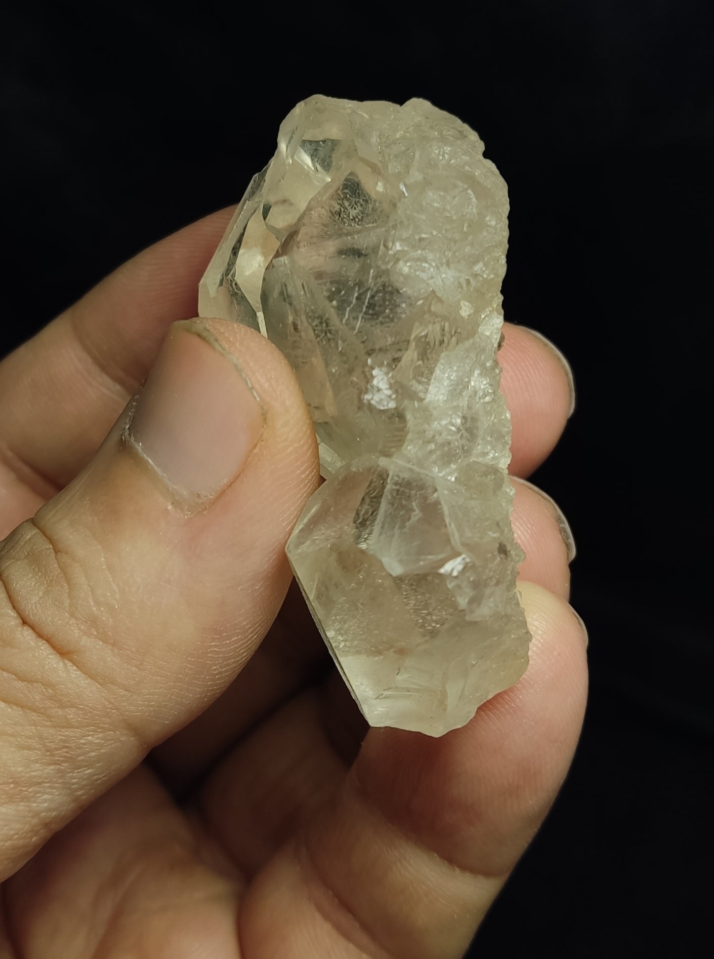 Natural terminated gwindel Quartz crystal on matrix 53 grams
