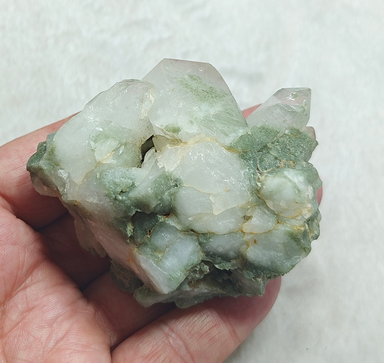 Chlorite Quartz cluster 179 grams