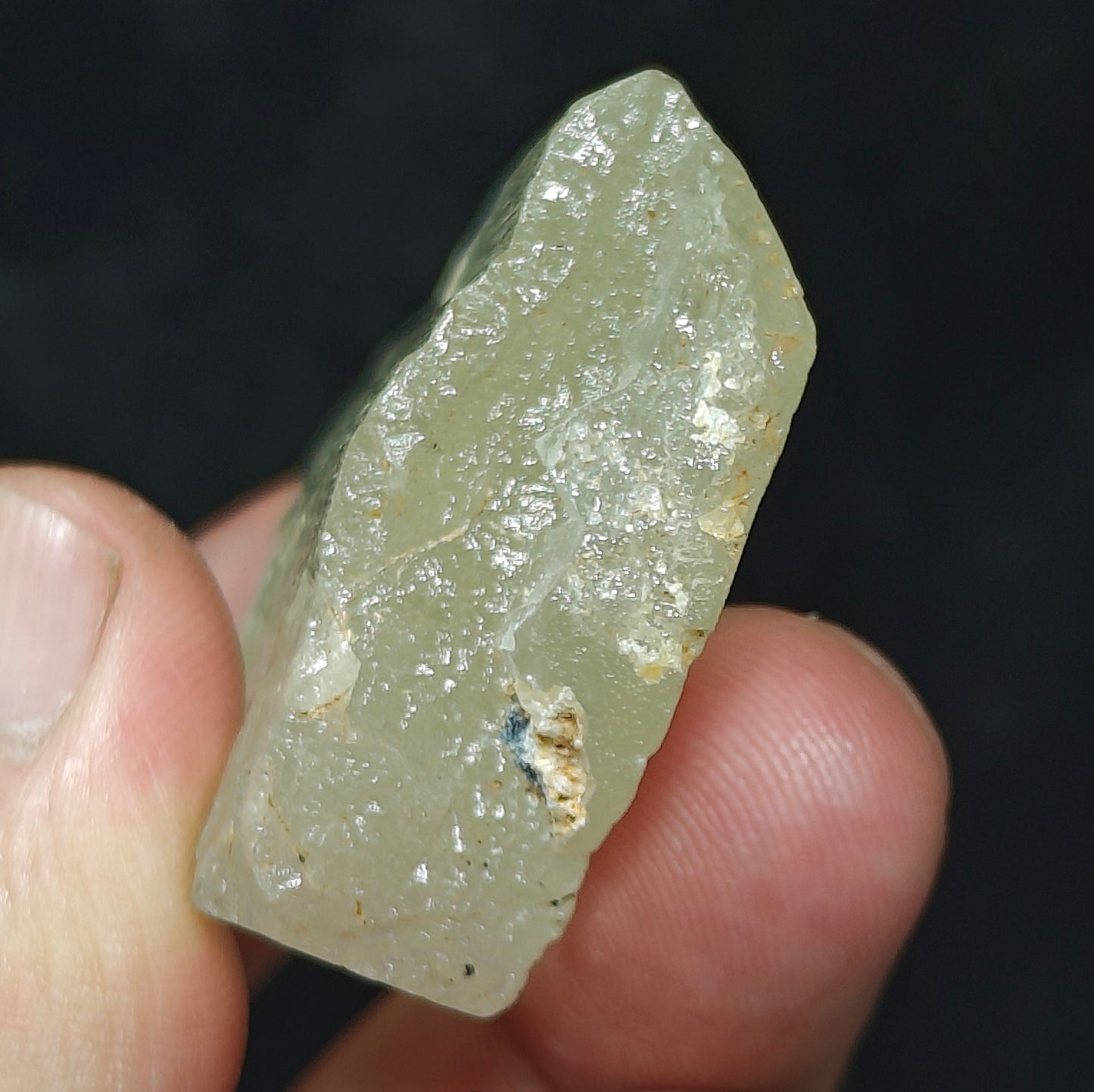 Natural spodumene crystal 81 grams