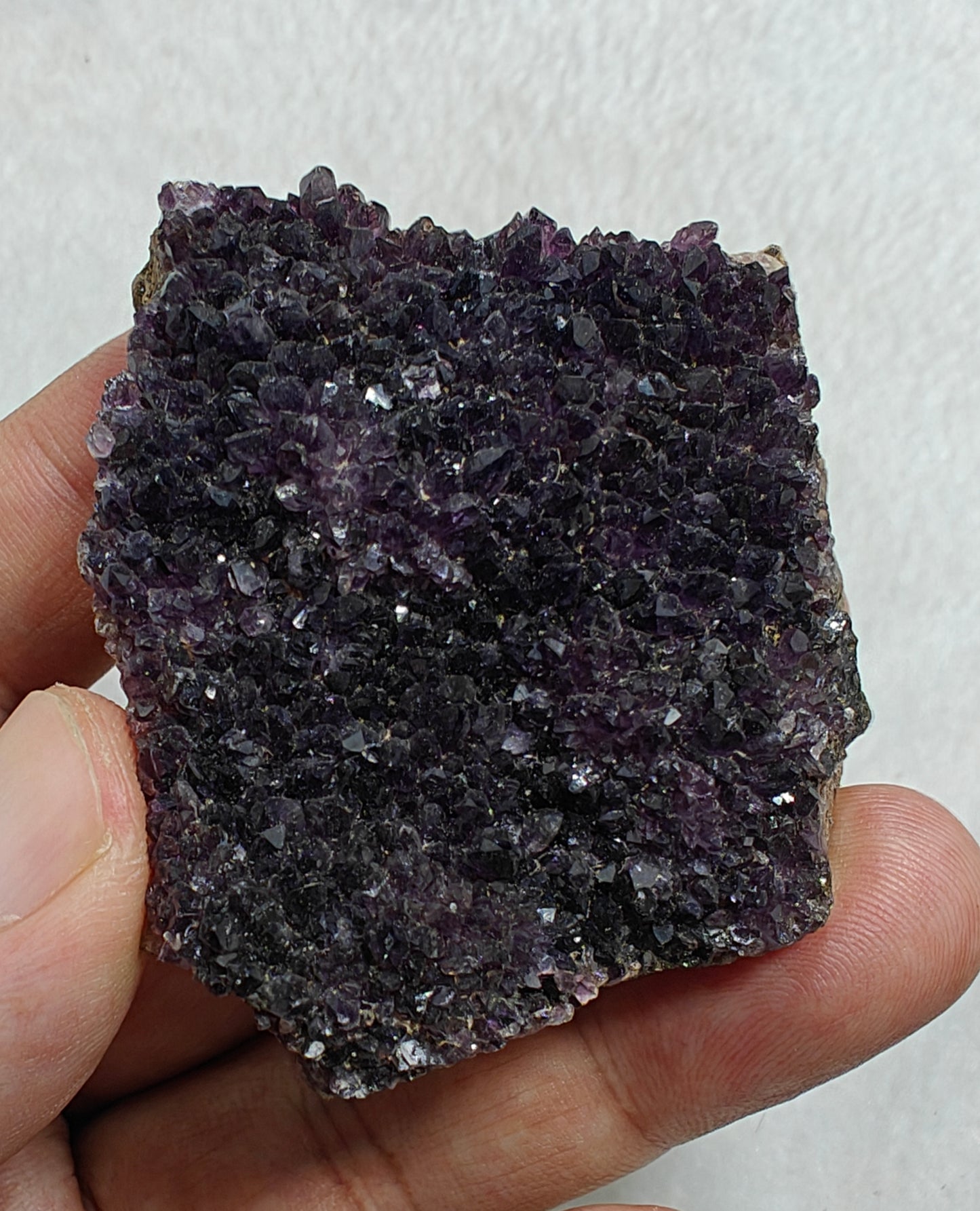 Drusy Amethyst crystals Cluster 73 grams