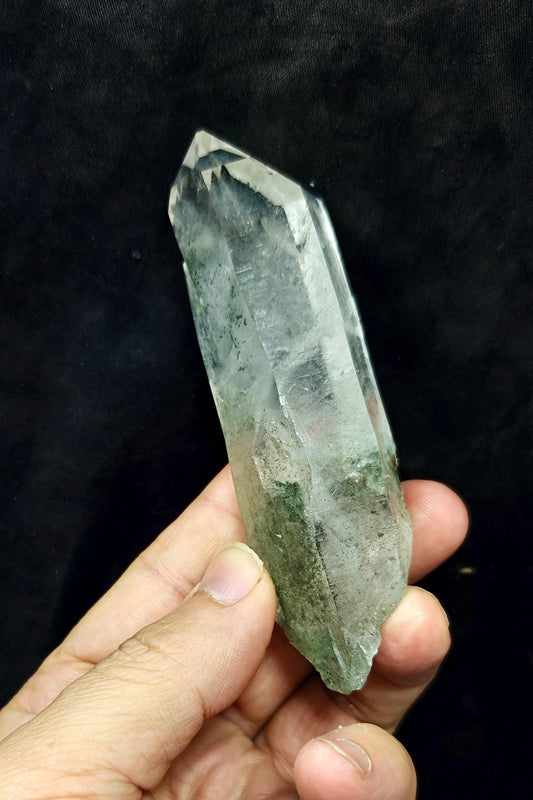 Natural terminated Chlorite Quartz 121 grams