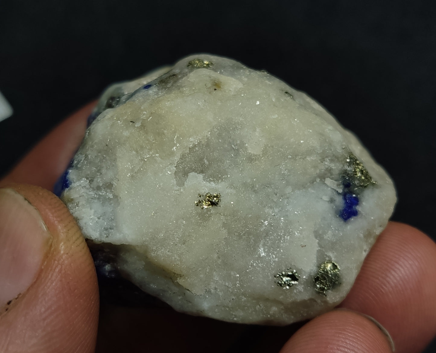 Partly Fluorescent lazurite/Sodalite Specimen 85 grams