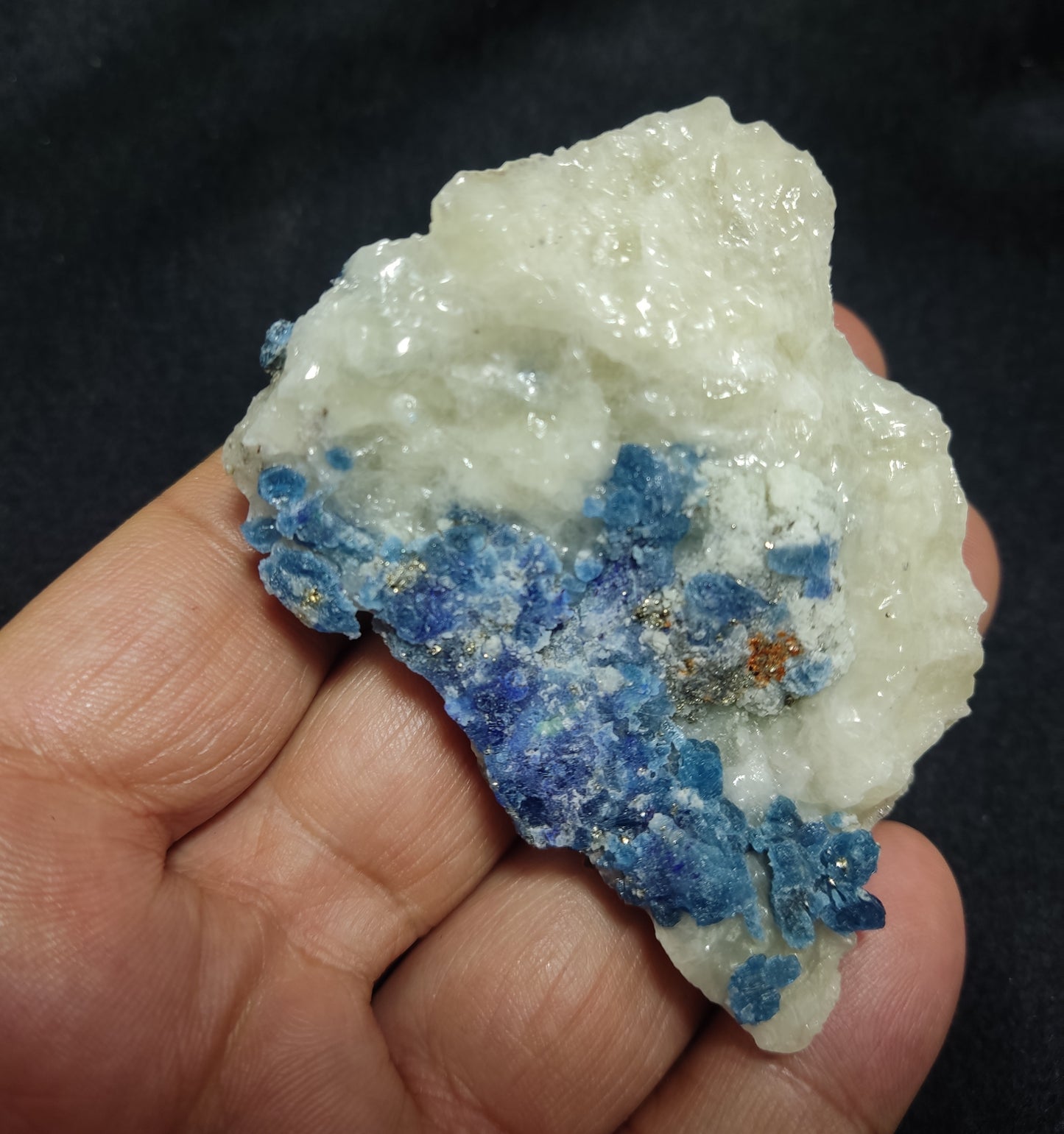 Afghanite/lazurite with Pyrite partly fluorescent 83 grams