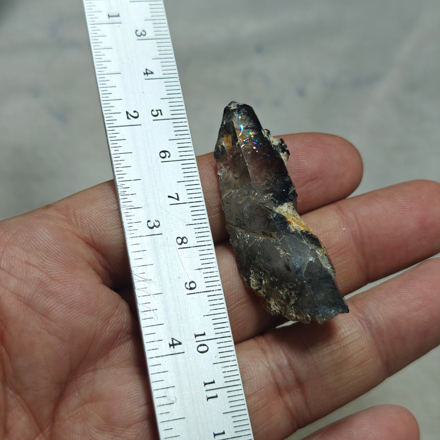 Natural Riebeckite inclusions Quartz 14 grams