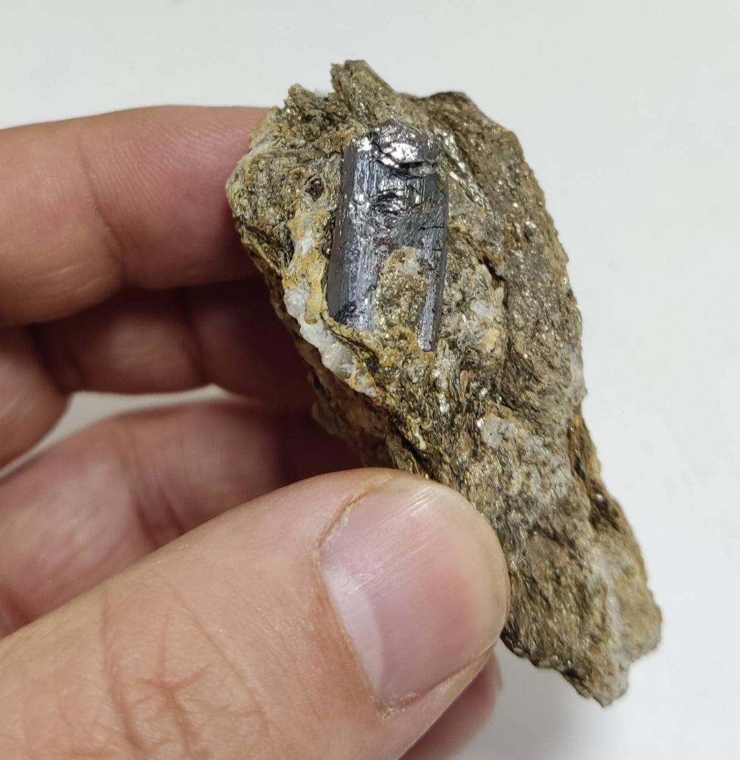 Rare rutile crystal on matrix of mica 75 grams