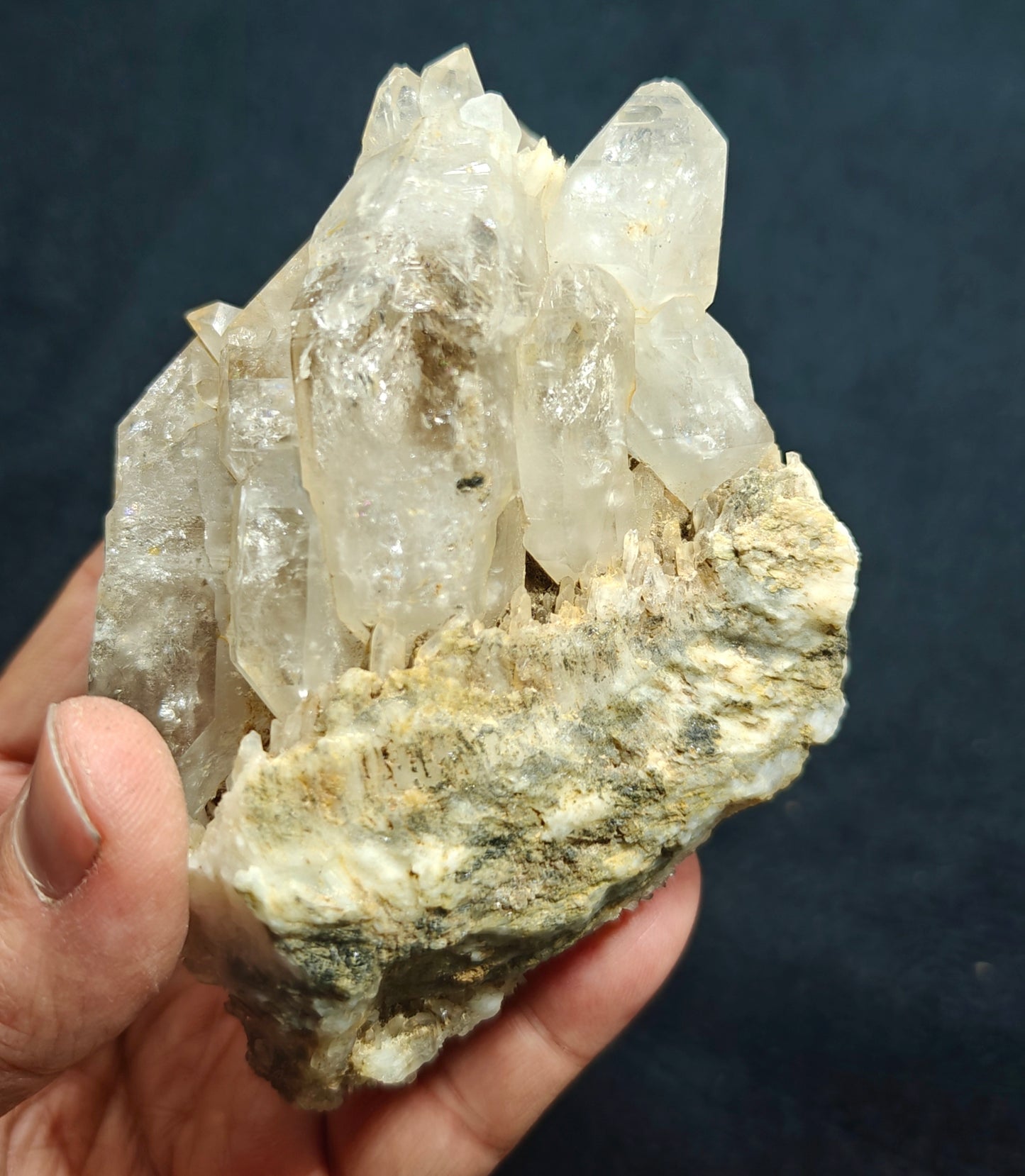 Beautiful specimen of DT fenster Quartz Crystal on matrix 508 grams