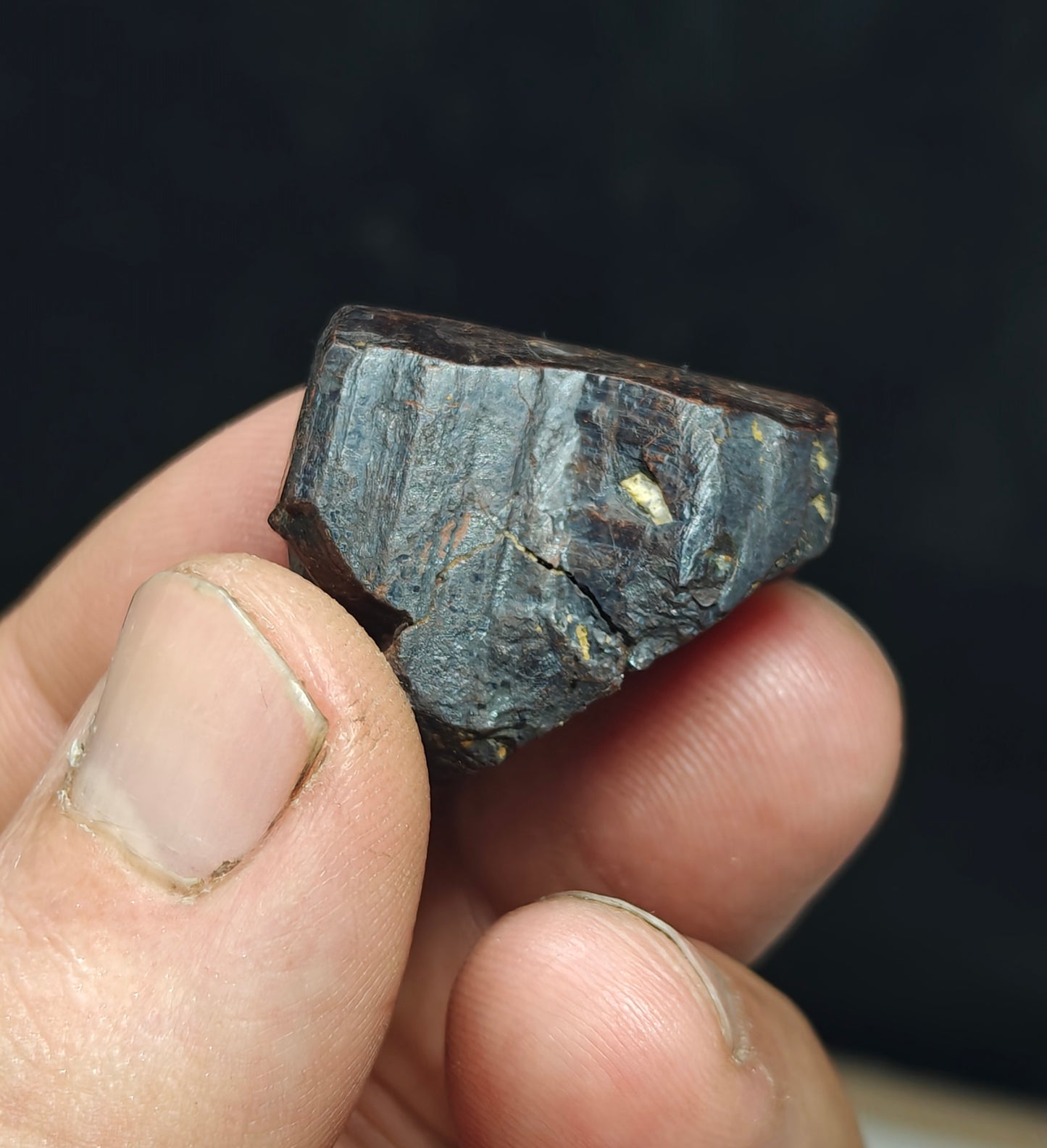 Natural mangano rare tantalite 24 grams