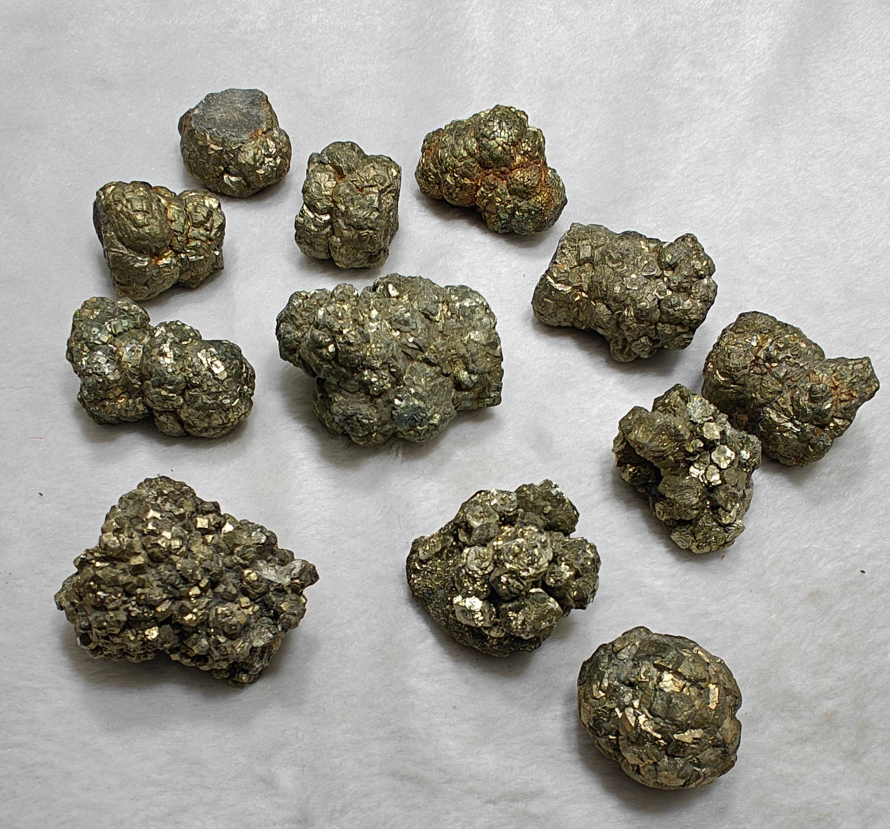 Pyrite marcasite collection 780 grams – Latif Creations