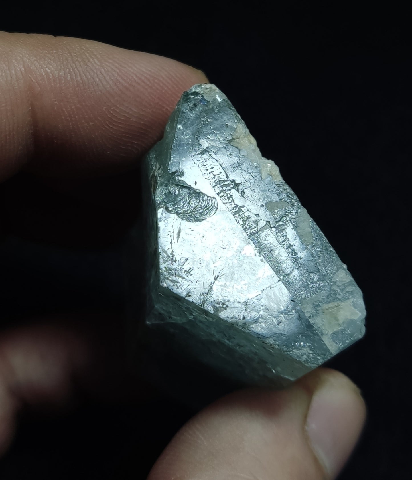 Double terminated aquamarine crystal with schorl inclusions 90 grams