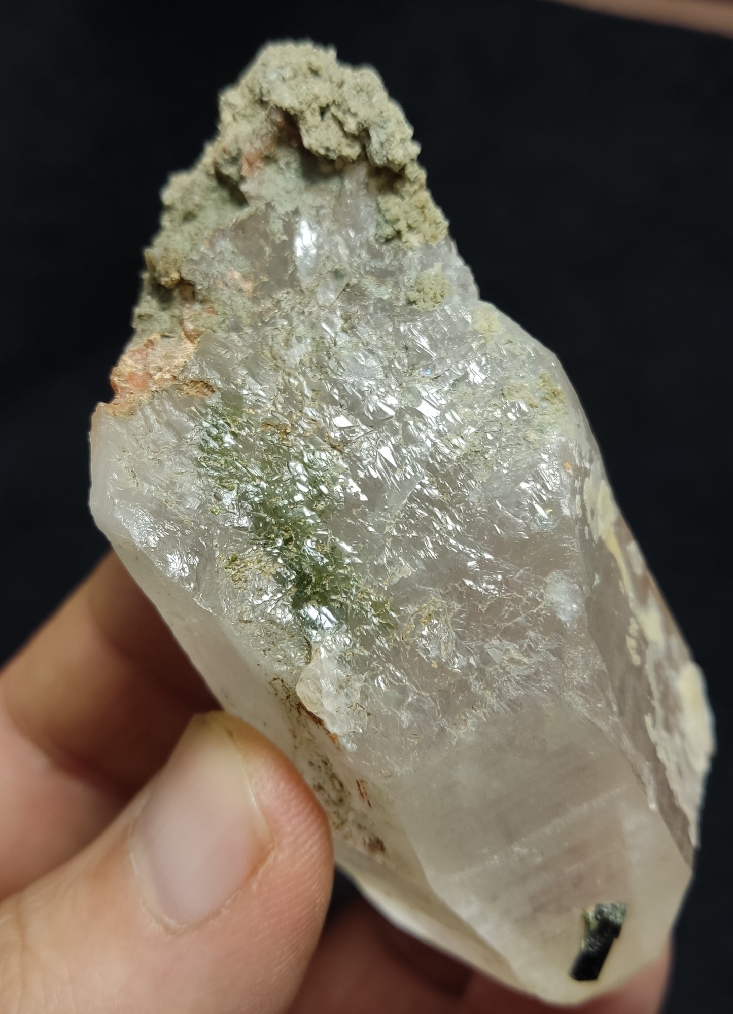Natural Chlorite Quartz Crystal with Tiny Epidote 110 grams