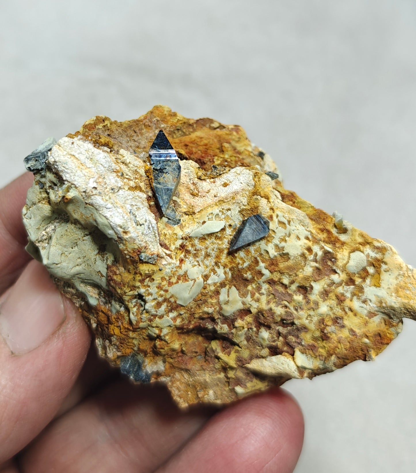 Anatase Crystals on matrix 48 grams