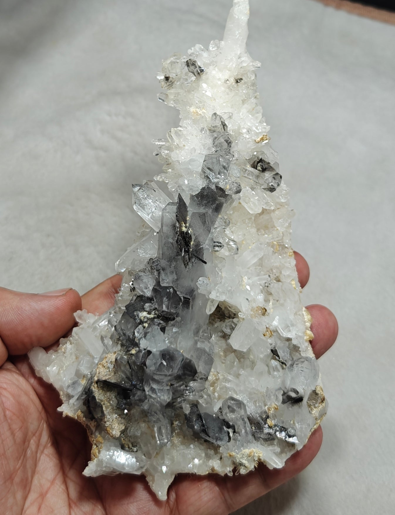 Brookite included Quartz Crystals plate 253 grams