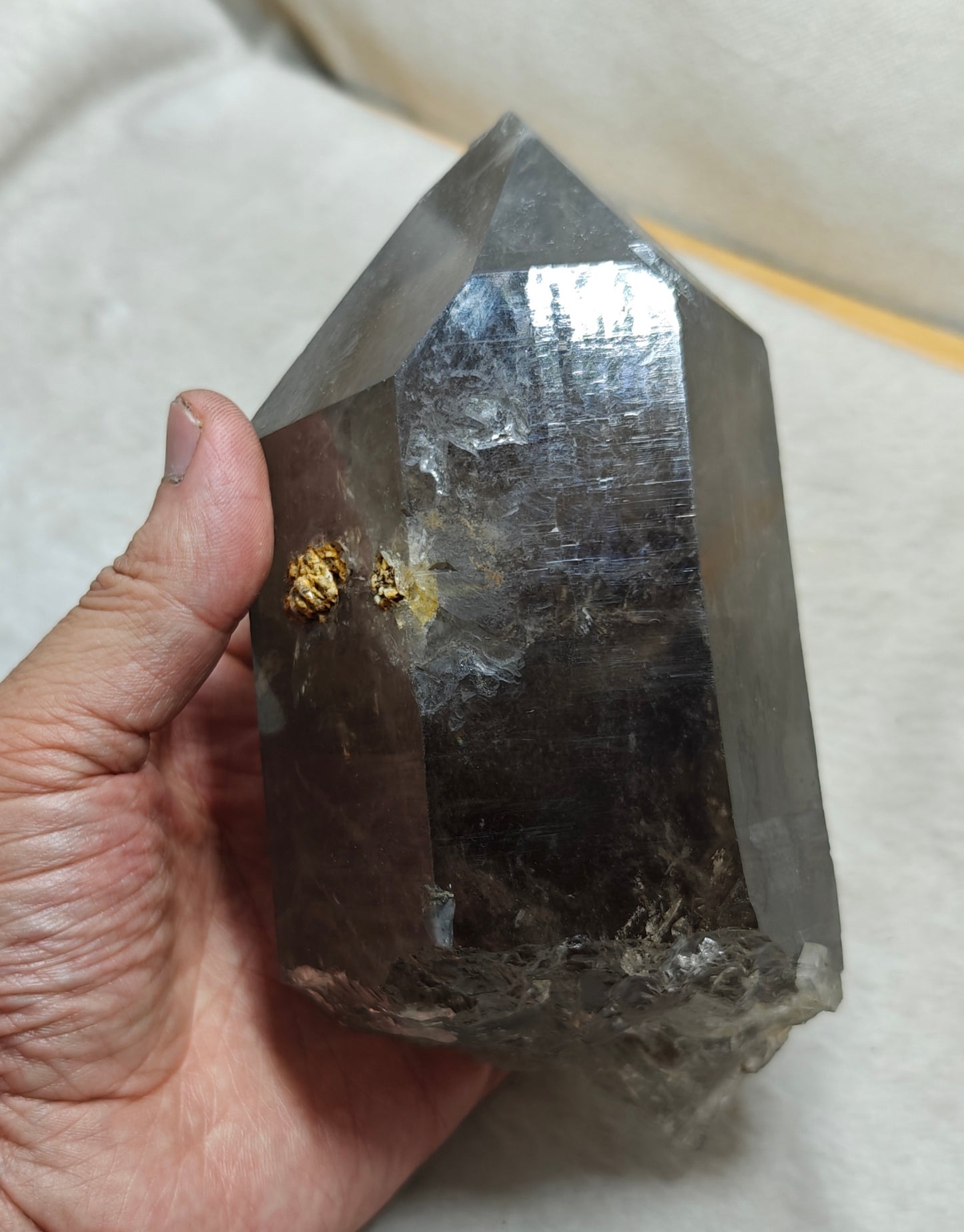 Large smoky Quartz Crystal 1290 grams