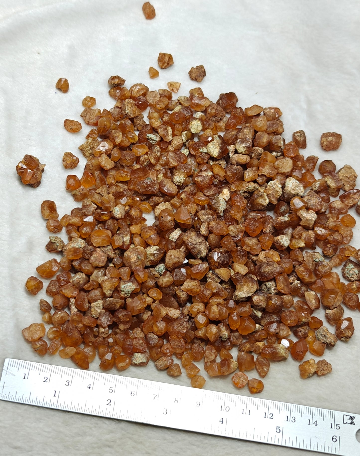 Grossular garnet collection 400 grams
