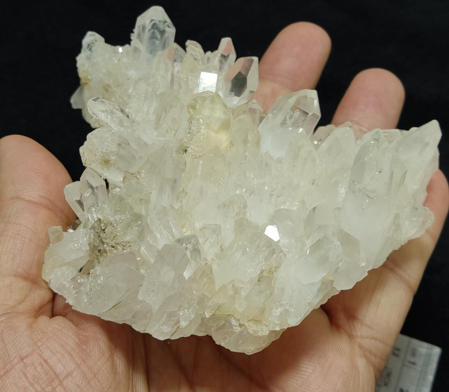 An Aesthetic terminated specimen of Quartz cluster 262 grams