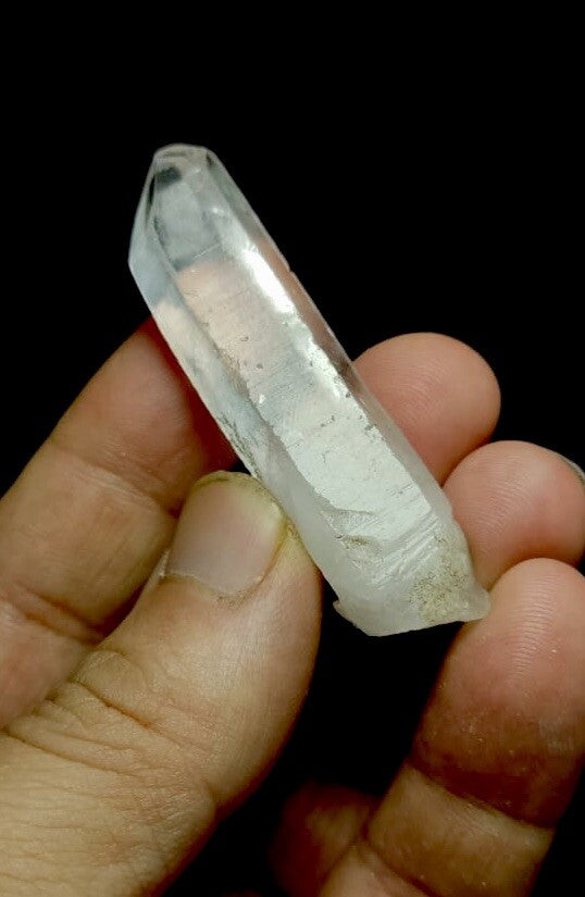 Natural Quartz Crystal 21 Grams.