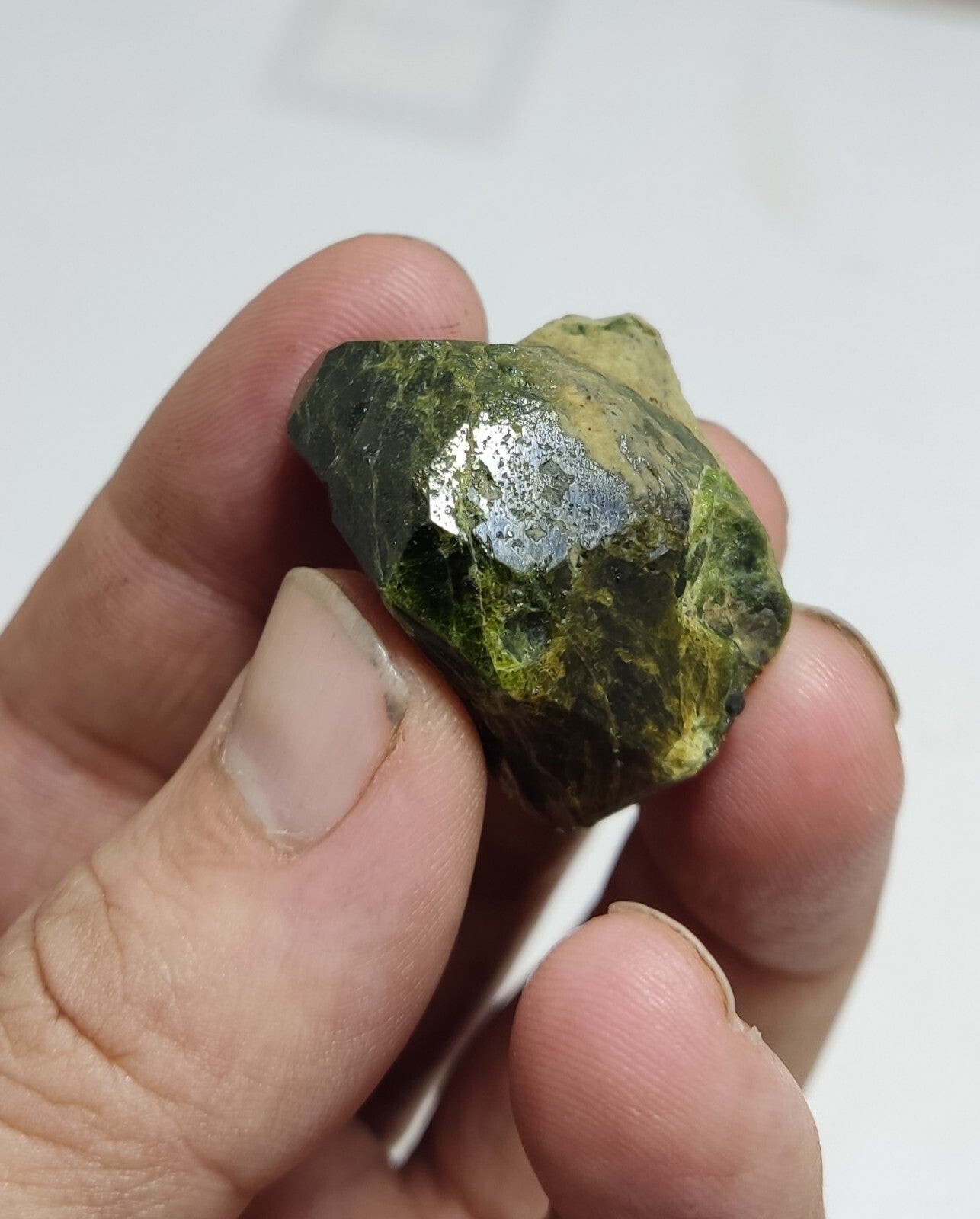 An Aesthetic specimen of garnet variety demantoid crystal 34 grams