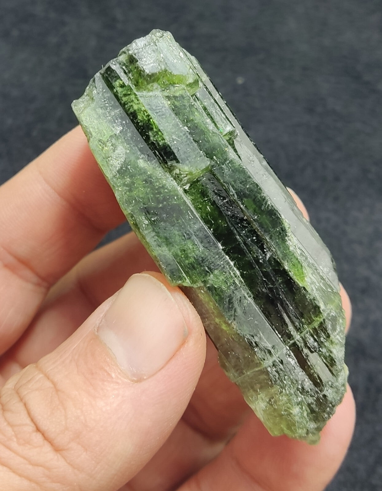 An amazing specimen of diopside crystal 86 grams
