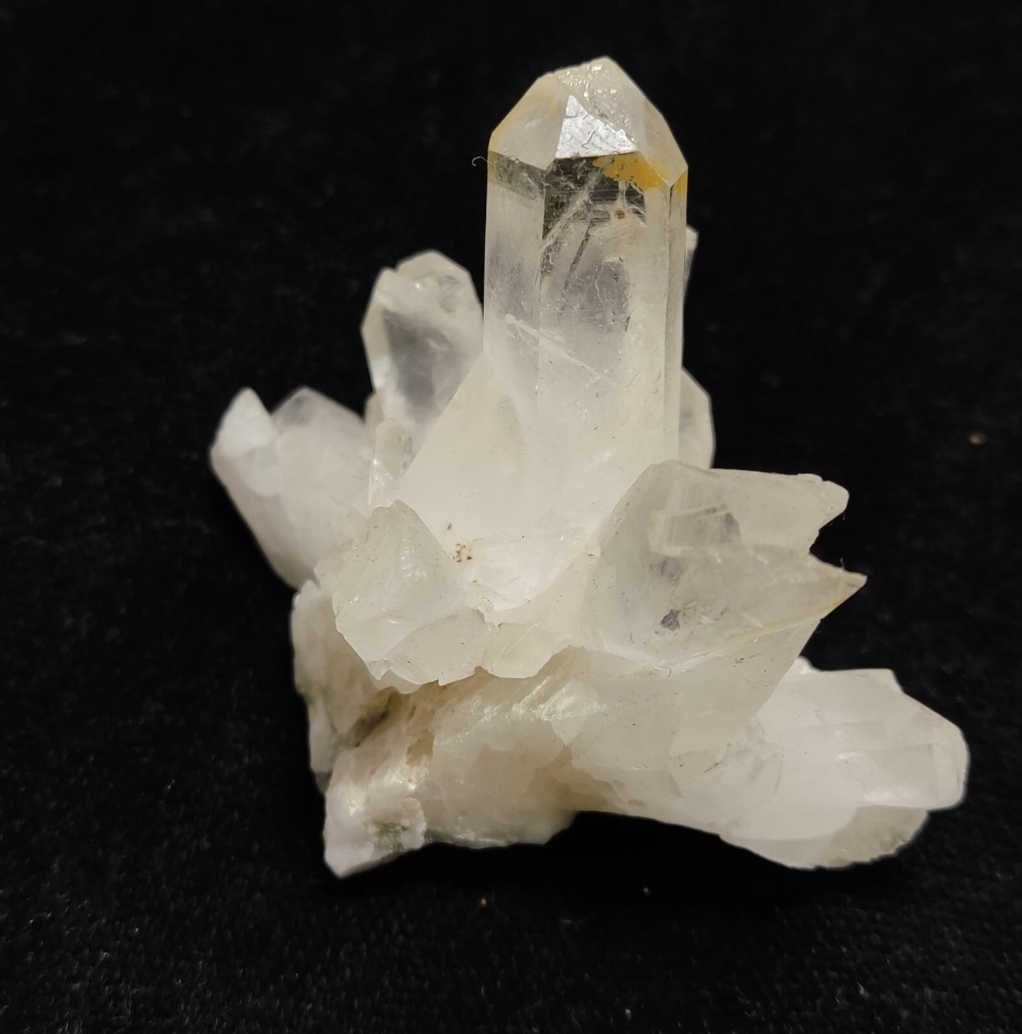 An Aesthetic terminated Quartz cluster 41 grams