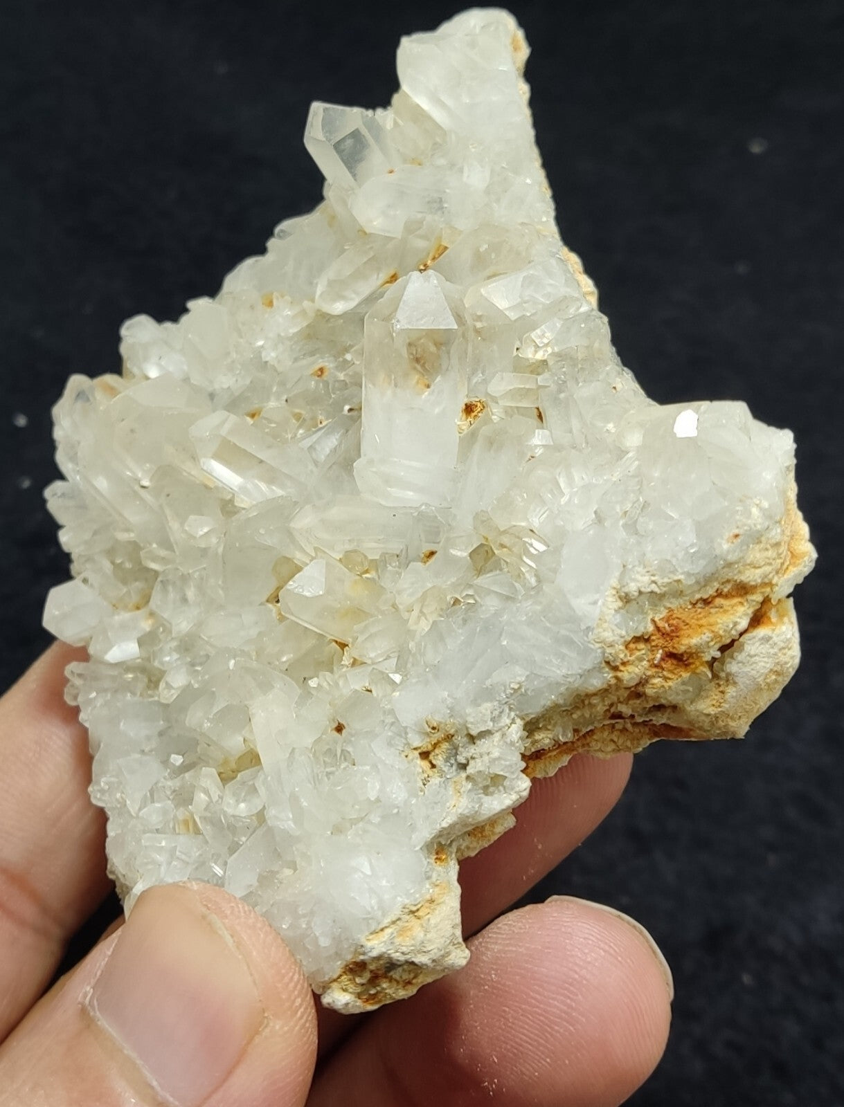 An Aesthetic terminated specimen of Quartz cluster 115 grams
