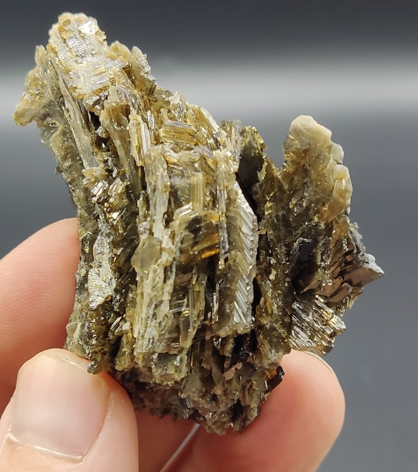 An aesthetic specimen of Epidote cluster 53 grams