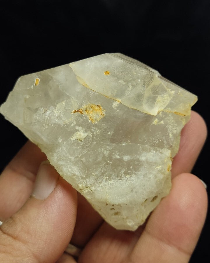 Gwindel Quartz Crystal 142 grams