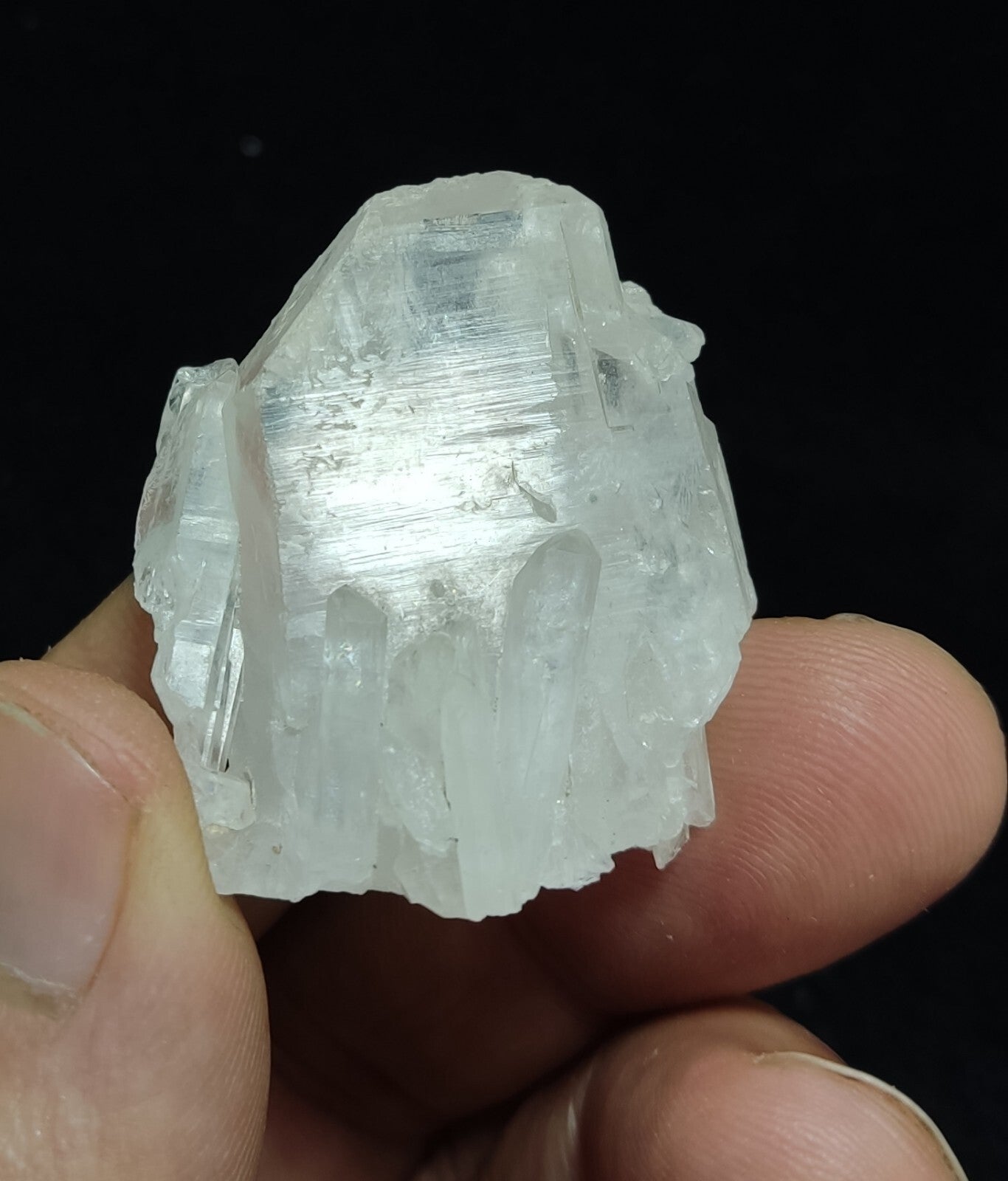 An Aesthetic specimen of faden quartz 20 grams
