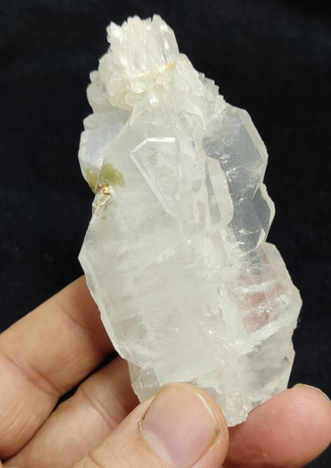 An Aesthetic Natural beautifully terminated faden Quartz specimen 120 grams