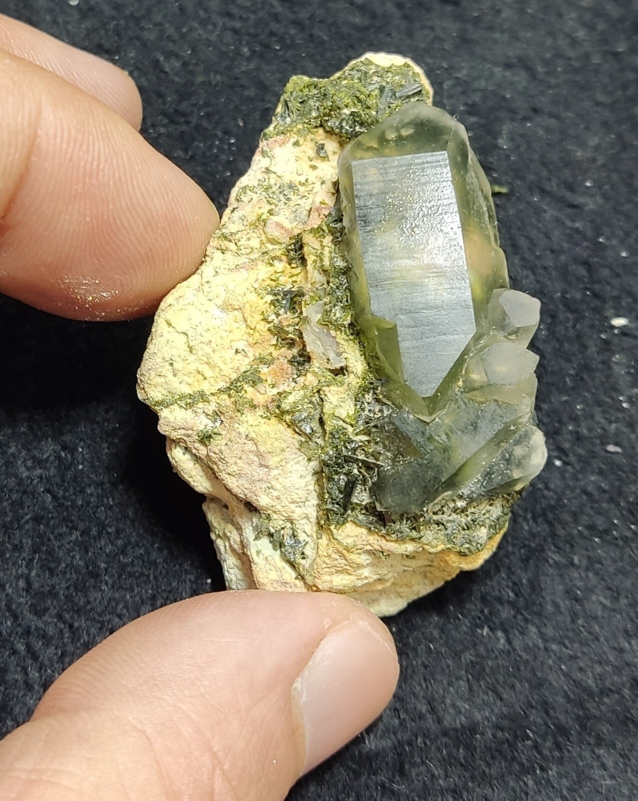 An Aesthetic terminated epidote Quartz specimen 42 grams