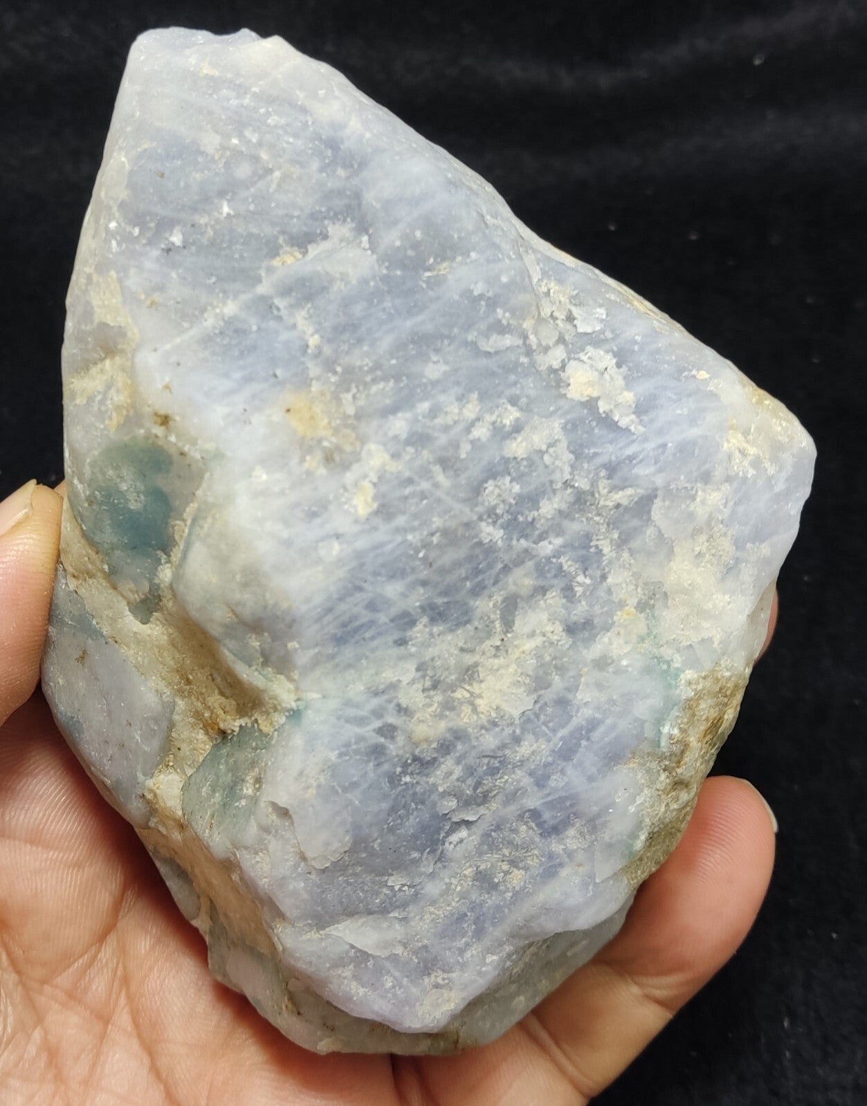 An Aesthetic Natural beautiful rough Hackmanite specimen 414 grams