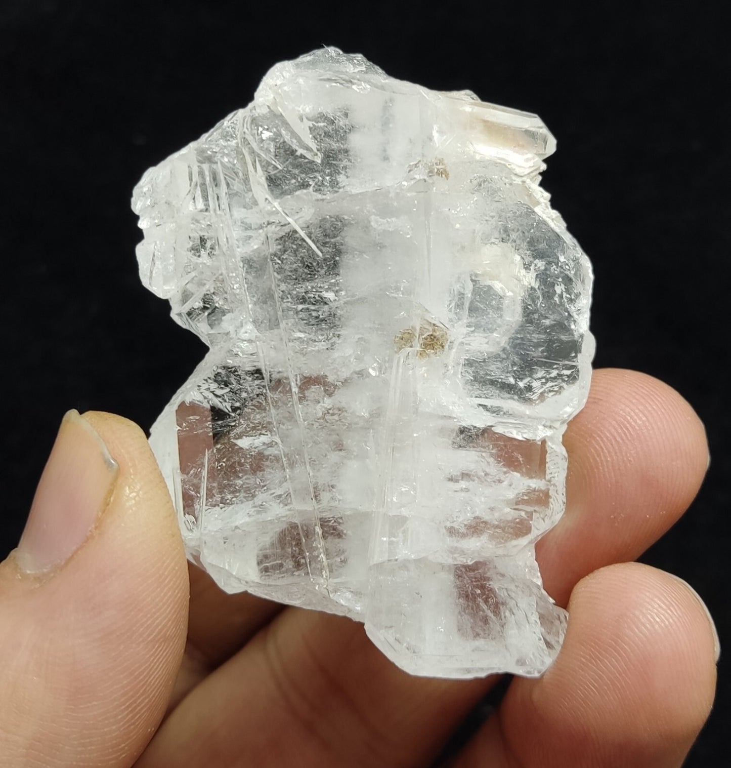 A very Aesthetic Natural beautifully terminated Faden Quartz crystal 38 grams