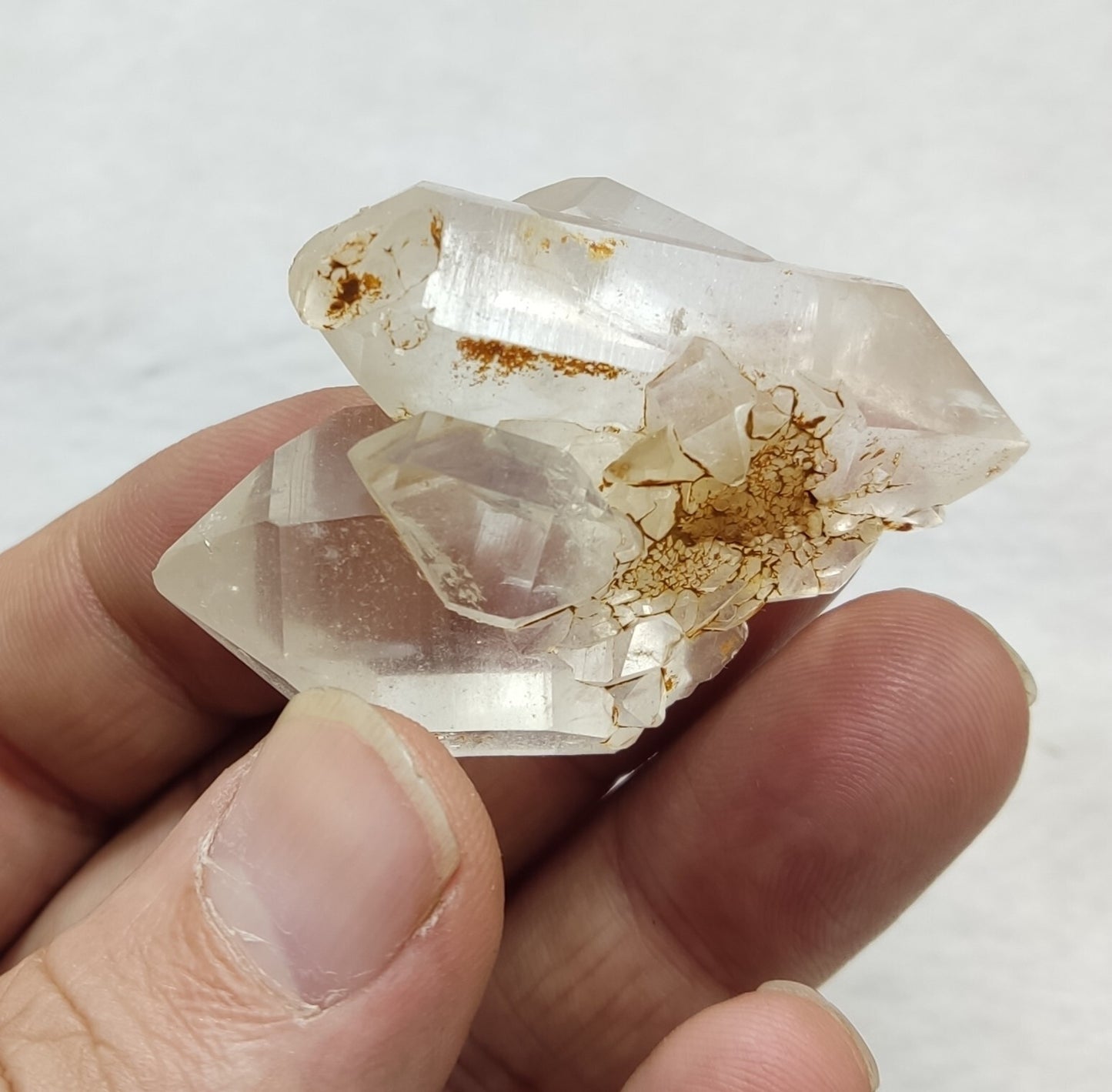 An Aesthetic Natural terminated quartz specimen 41 grams