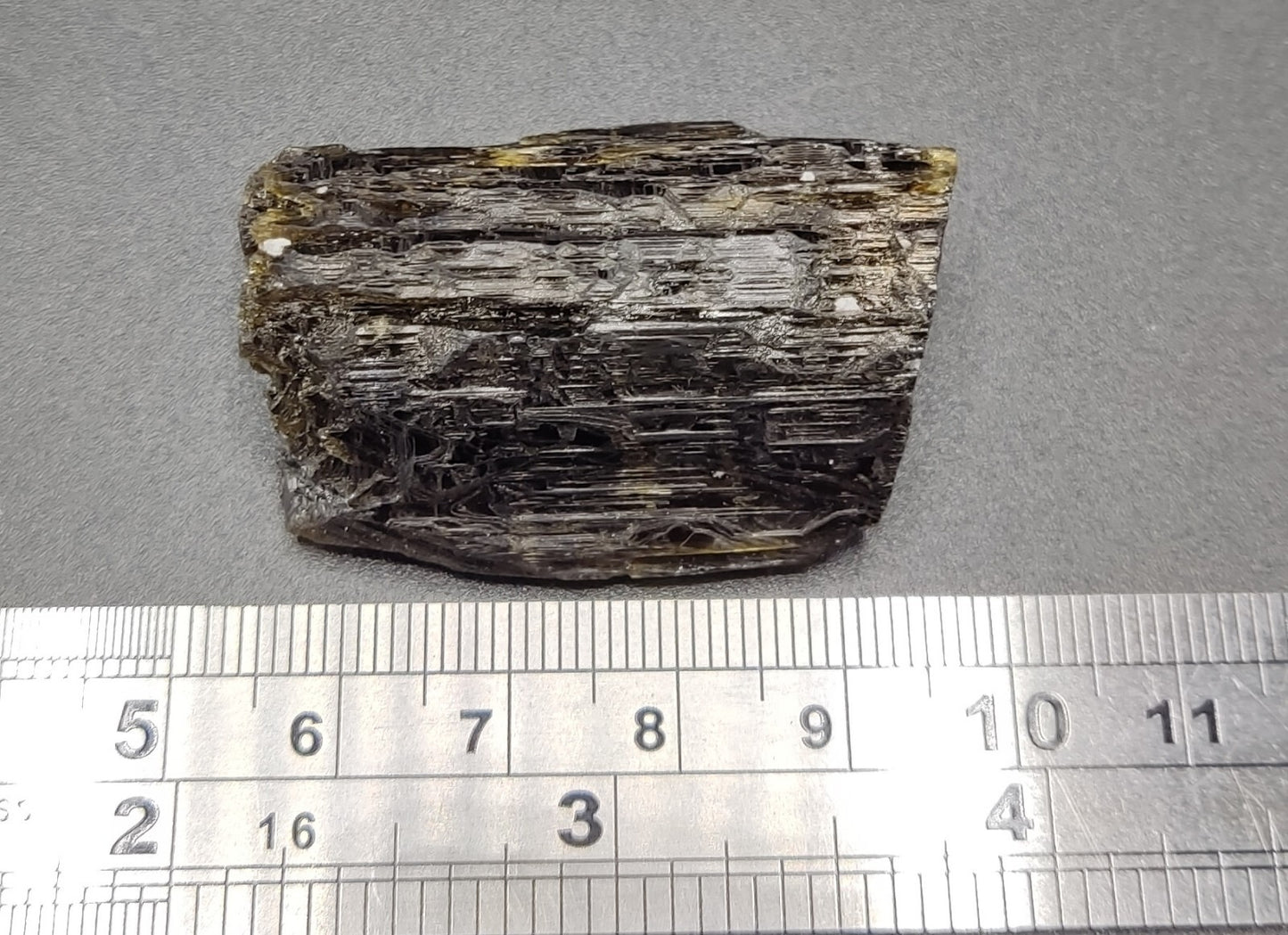 An aesthetic specimen of epidote crystal 28.5 grams