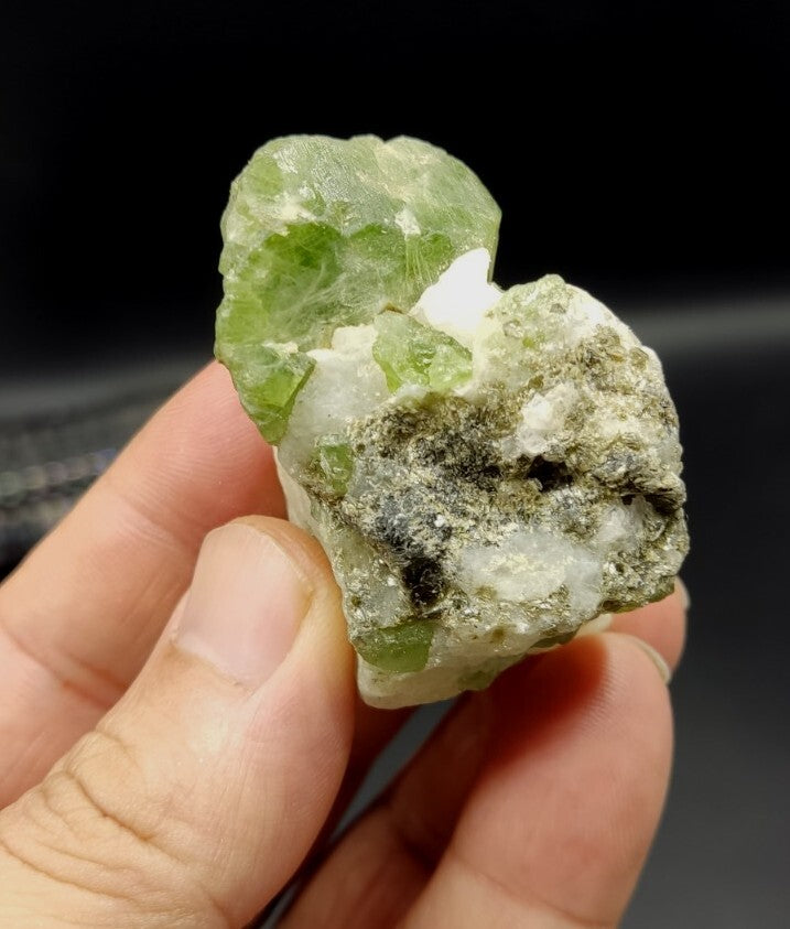 An amazing specimen of diopside crystal 65 grams