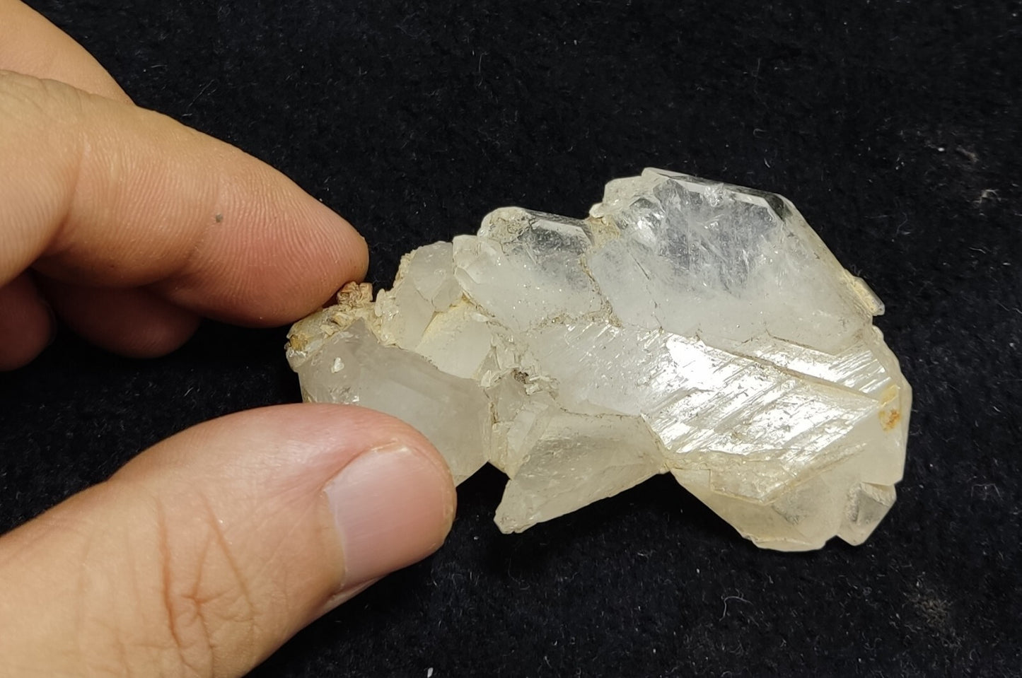 An Aesthetic terminated specimen of Quartz cluster 53 grams