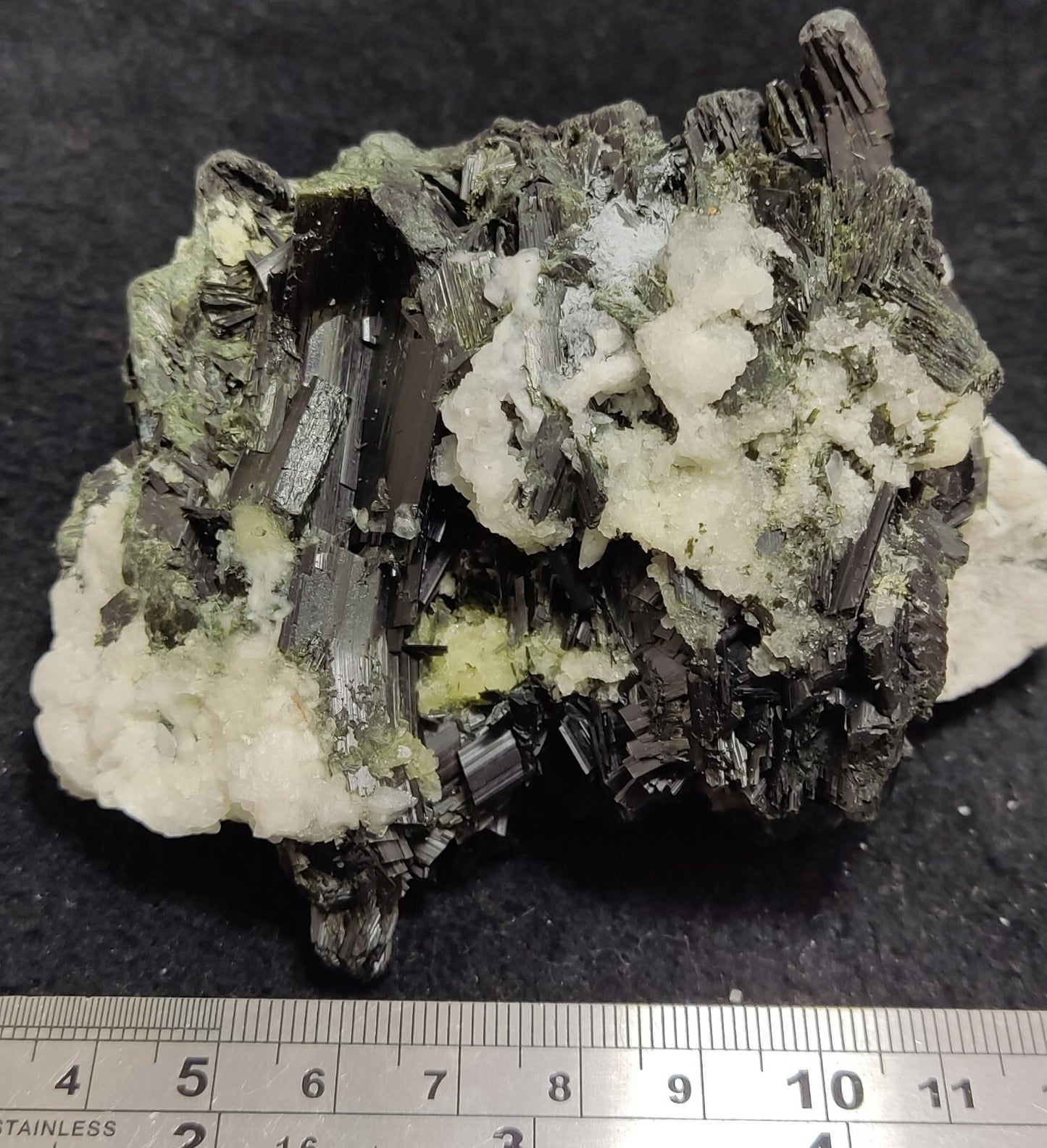 An aesthetic combo specimen of aegirine on albite 324 grams