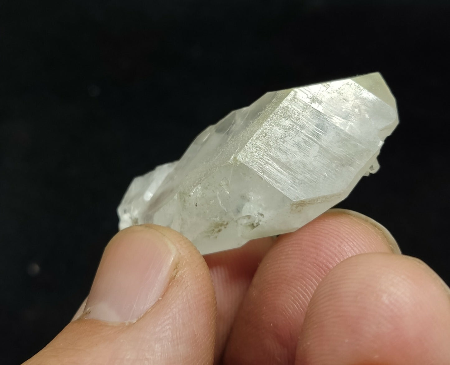 An amazing specimen of terminated faden Quartz crystal 14 grams