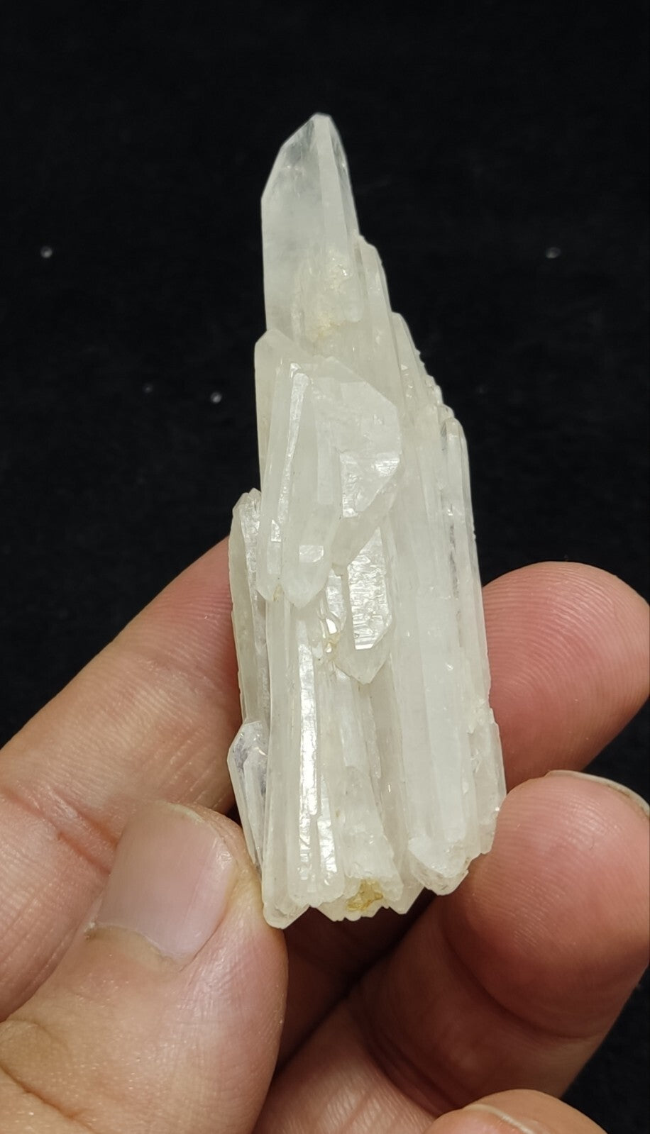 An Aesthetic specimen of quartz 42 grams
