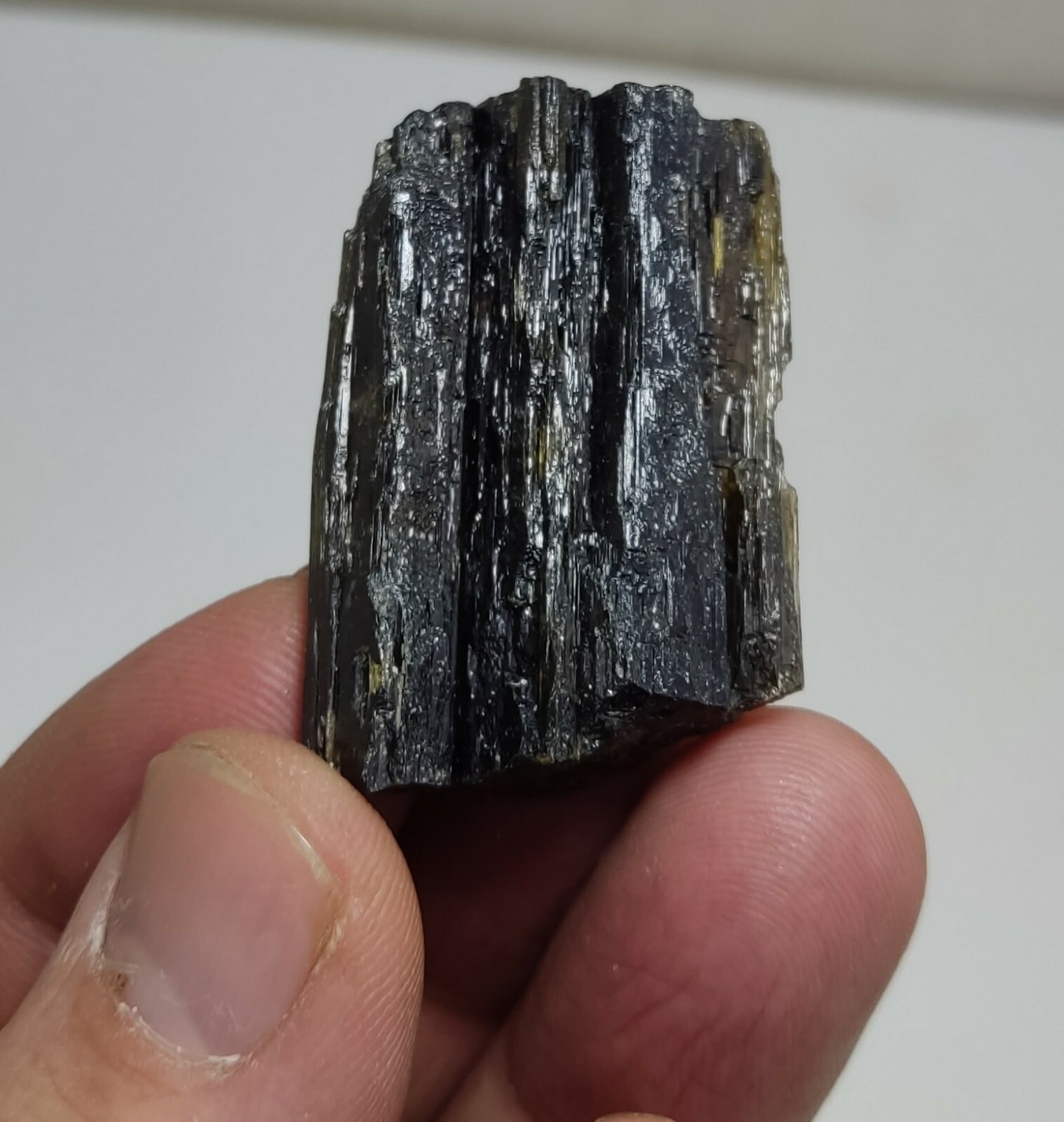 An aesthetic specimen of epidote crystal 27 grams