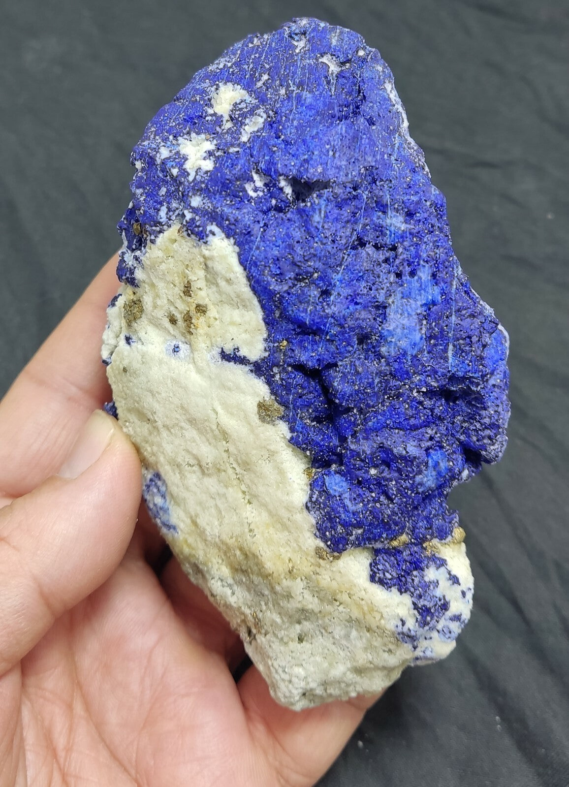 An Aesthetic specimen of fluorescent Lazurite with Pyrite 428 grams