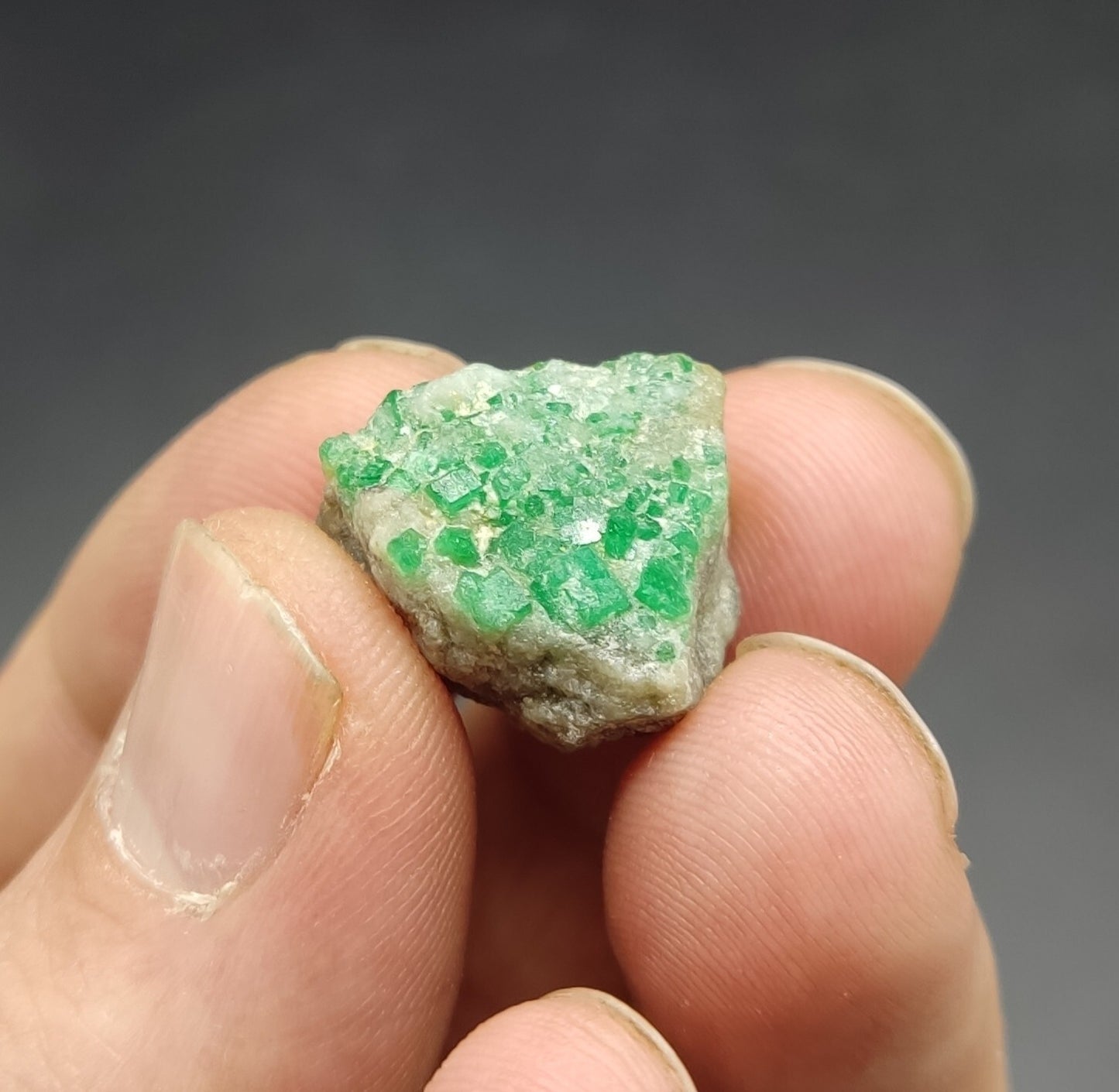 An Aesthetic miniature specimen of emerald in matrix 6.5 grams
