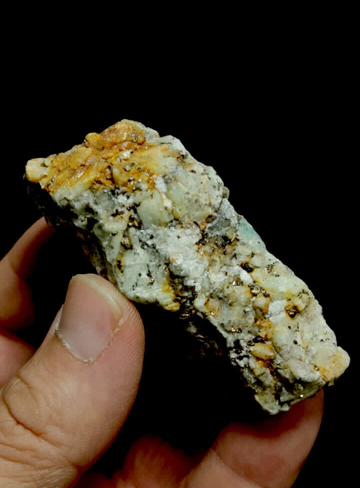 Partly Fluorescent Sodalite 92Grams