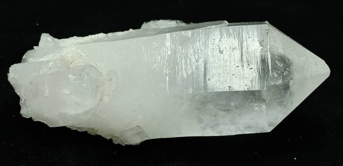 An amazing Quartz Crystal 166 grams