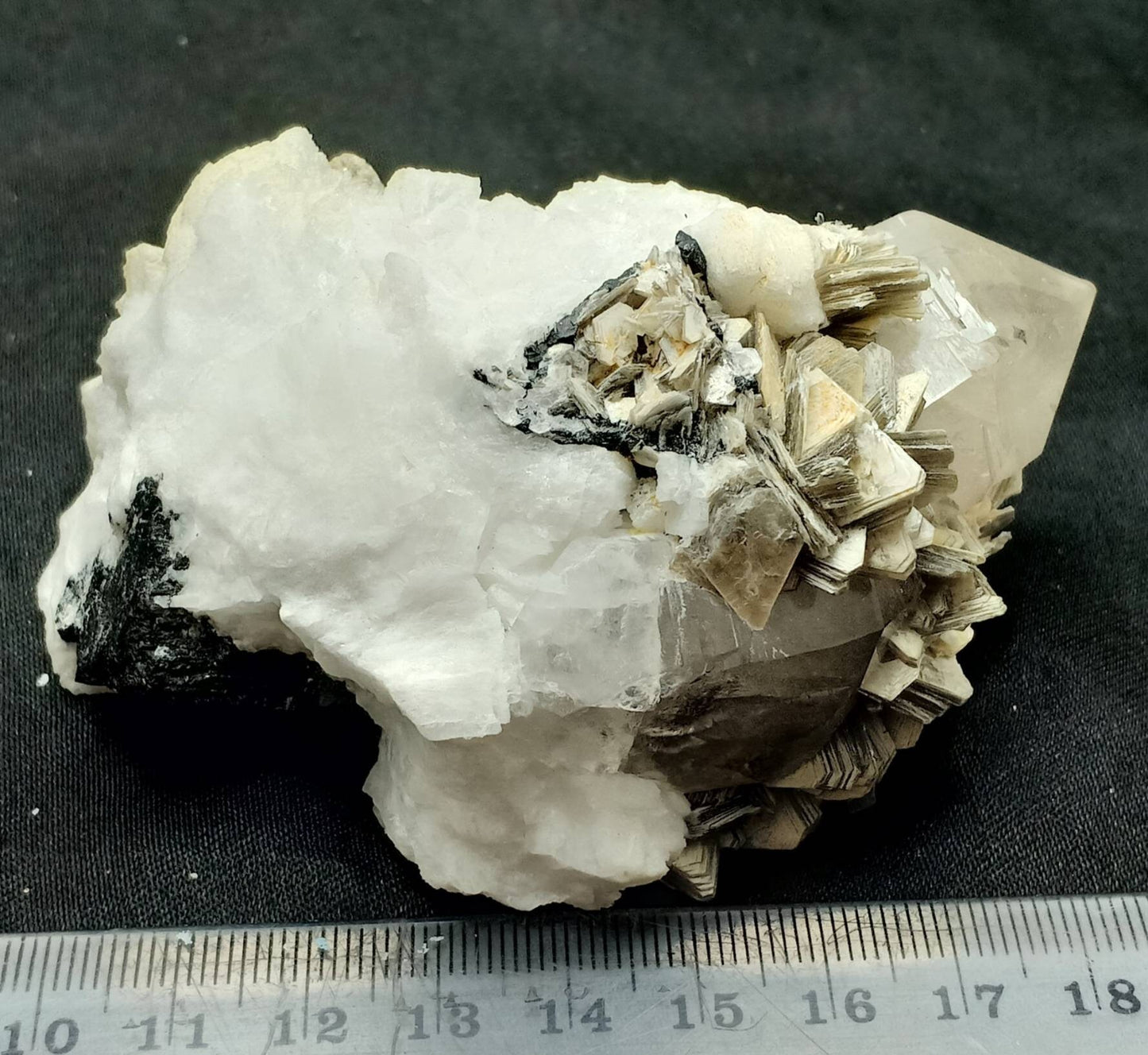 An Aesthetic Natural specimen of combination of Albite, etched Schorl, Quartz and Muscovite 268 grams