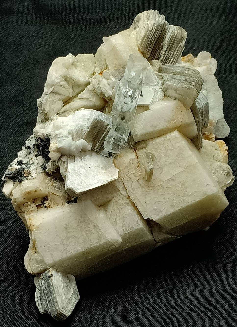 Aquamarine Crystal on matrix of Albite with Mica 452 grams