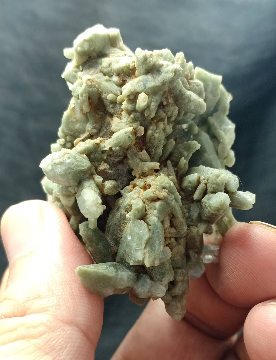 Chlorite Quartz crystals cluster 63 grams