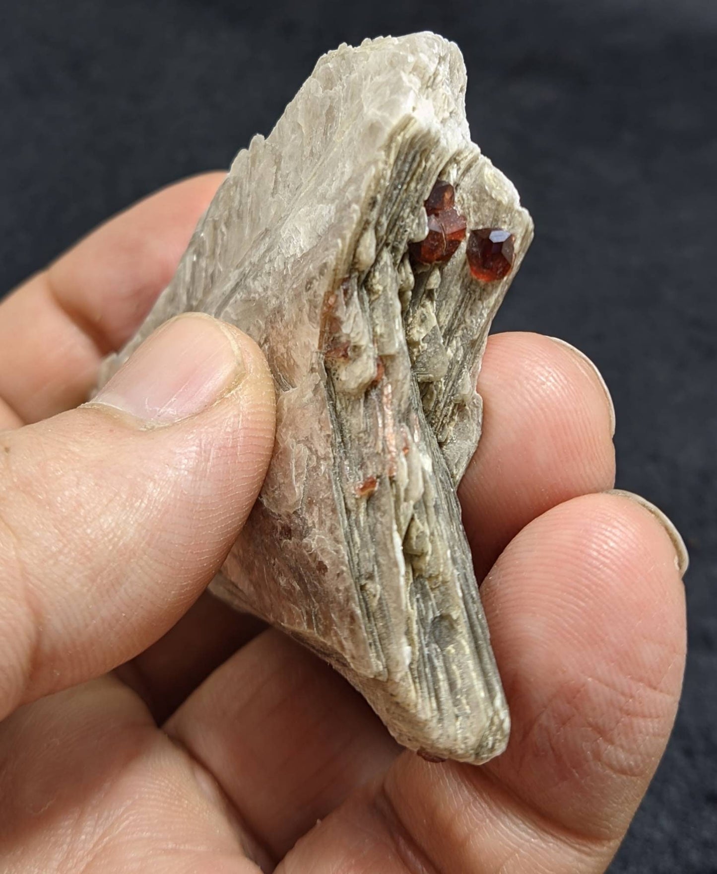 spessartine garnet embedded in muscovite 34g